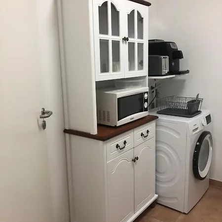 Pension Chen Mit 2 Schlafzimmern, Ebk, Separat Balkon Griesstatt Buitenkant foto